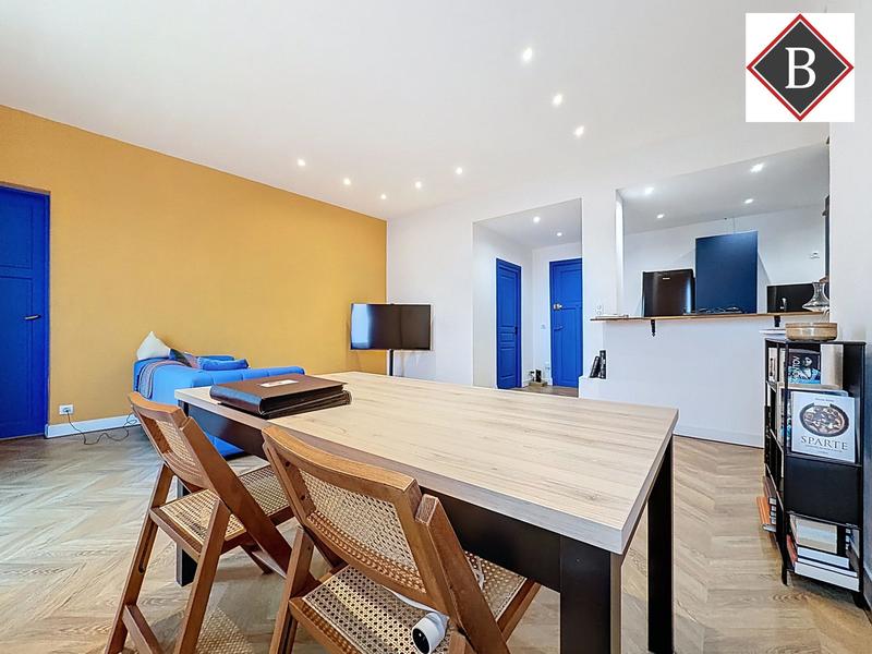 Appartement - 65 m² - 2 pièces