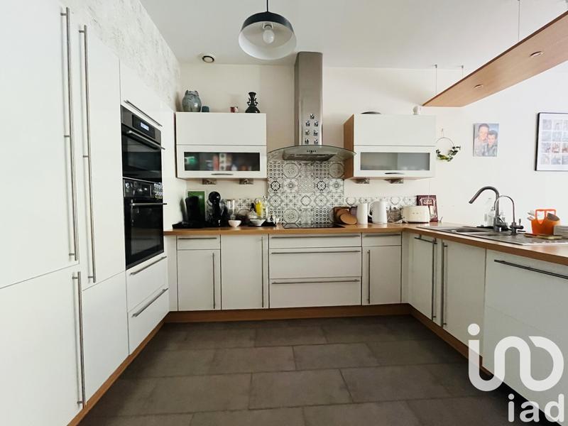 Maison - 152 m² - 6 pièces