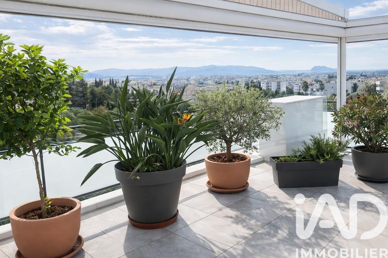 Appartement - 120 m² - 5 pièces