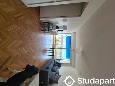 Chambre - 13 m² - 1 pièce