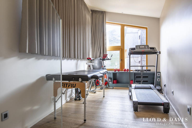 Châlet - 295 m² - 11 pièces