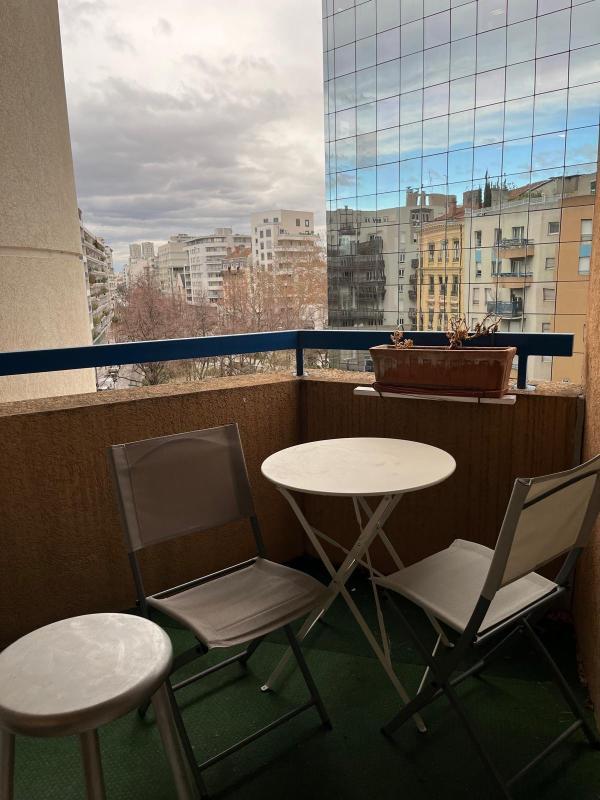 Appartement - 83 m² - 4 pièces