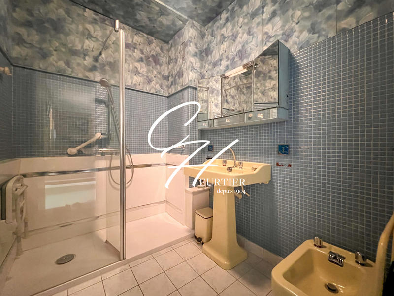 Appartement - 97 m² - 4 pièces