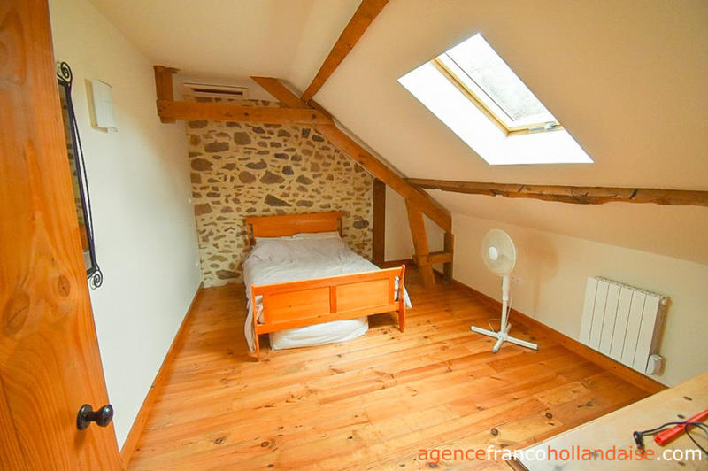 Maison - 223 m² - 6 pièces