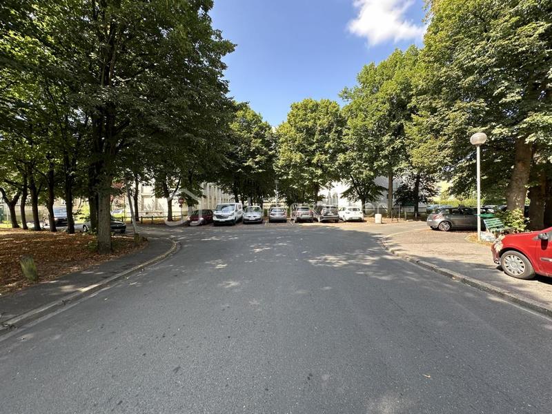 Appartement - 64 m² - 4 pièces