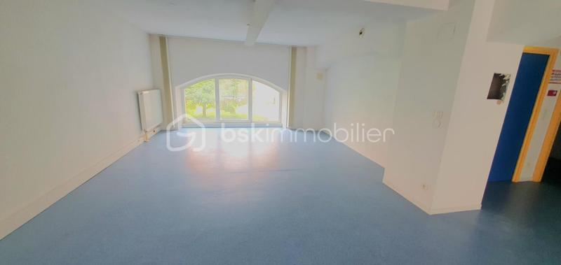 Bureau - 531 m² - 12 pièces