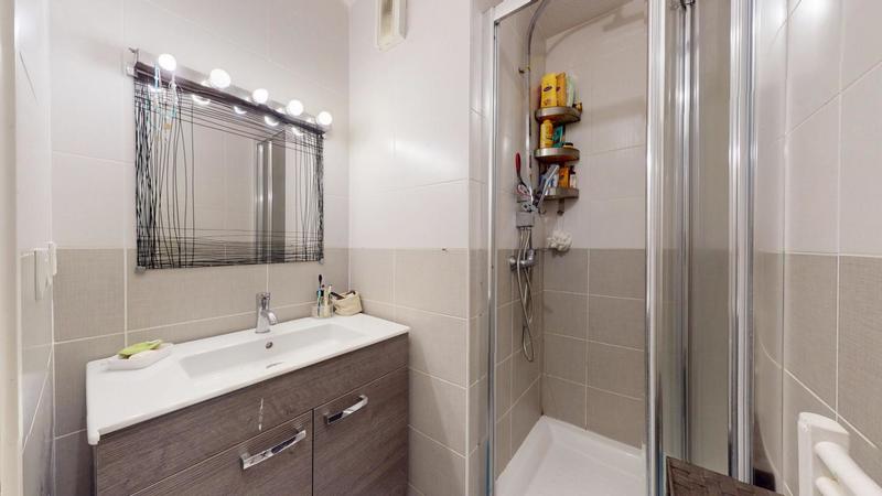 Appartement - 77 m² - 4 pièces