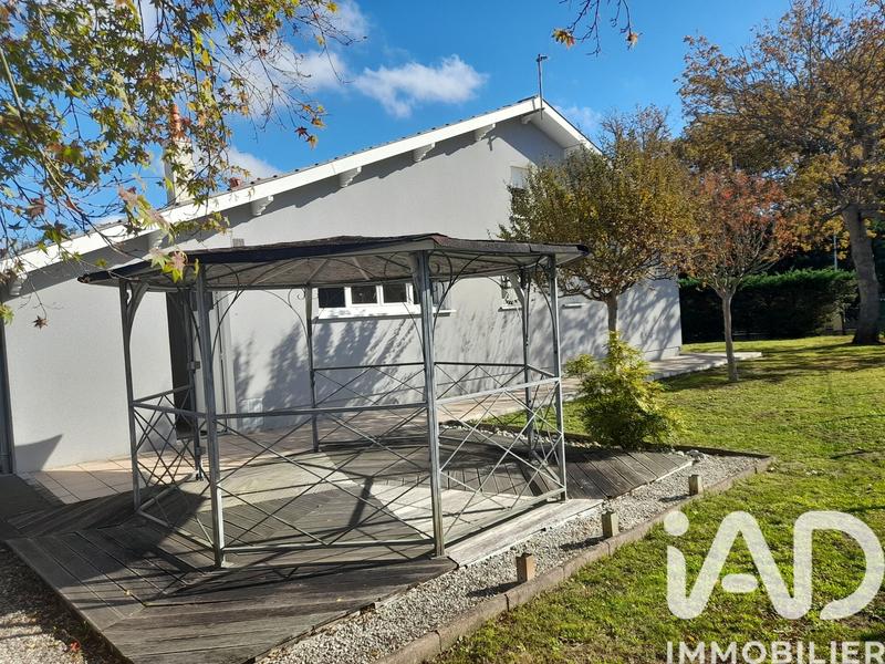 Maison - 121 m² - 5 pièces