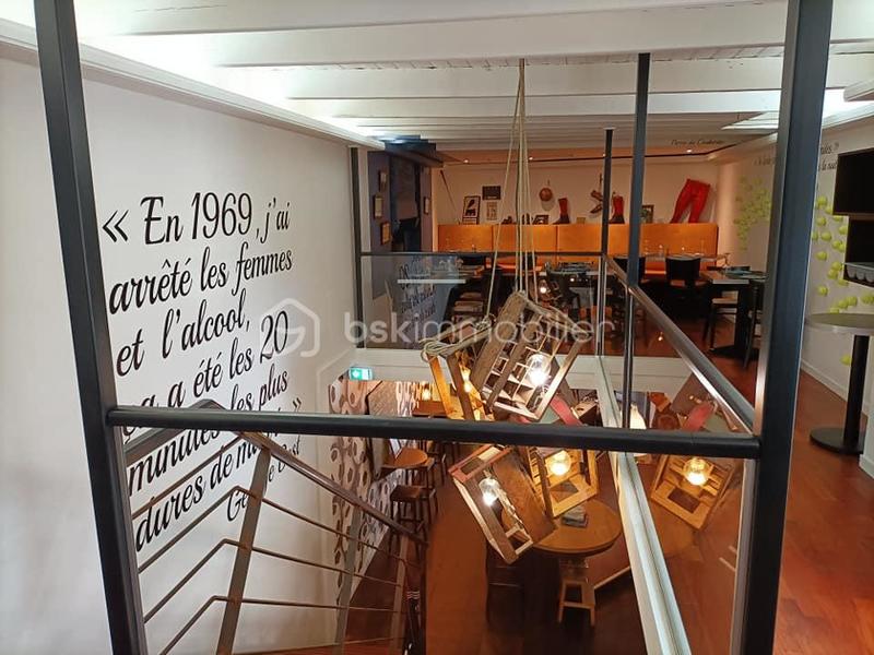 Immeuble - 310 m² - 12 pièces