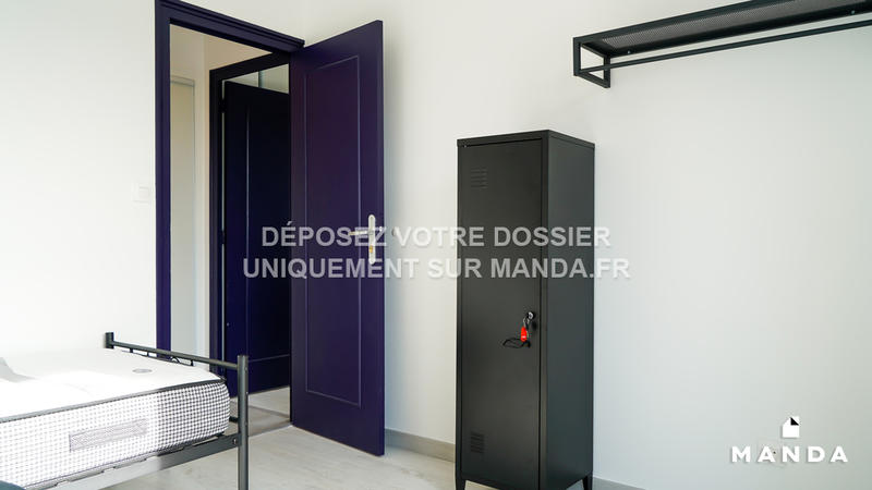 Chambre - 9 m² - 5 pièces