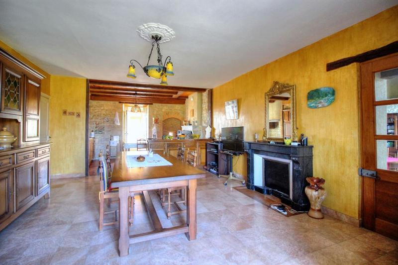 Maison de maîtres - 350 m² - 11 pièces