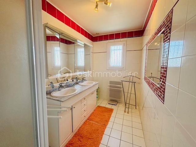 Villa - 145 m² - 7 pièces