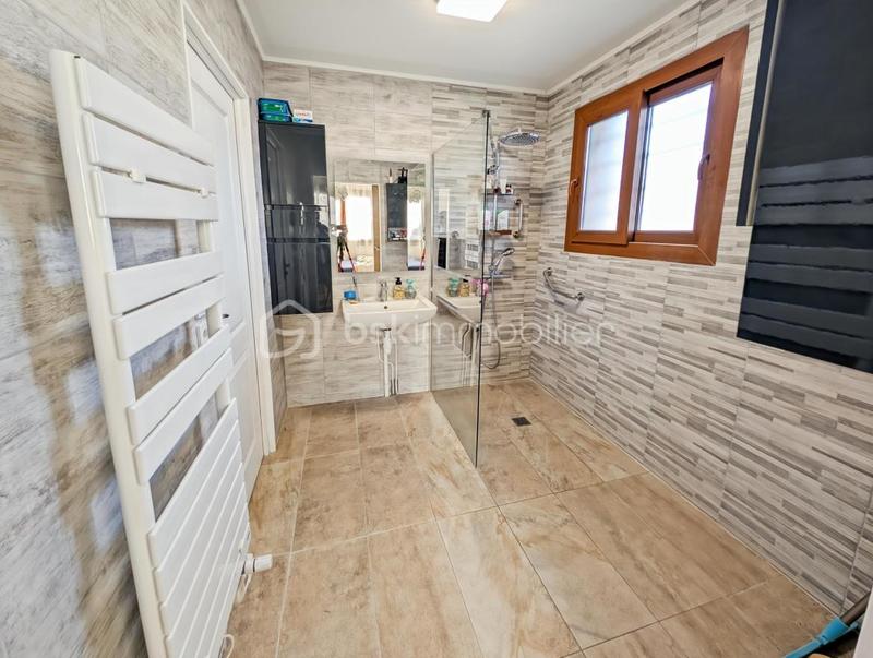 Maison - 147 m² - 8 pièces