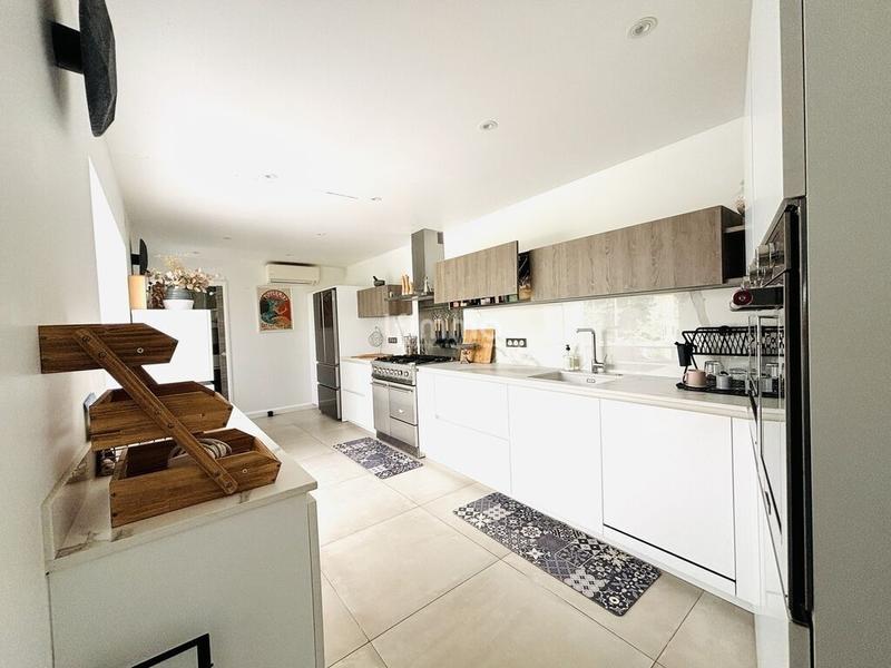 Villa - 227 m² - 7 pièces