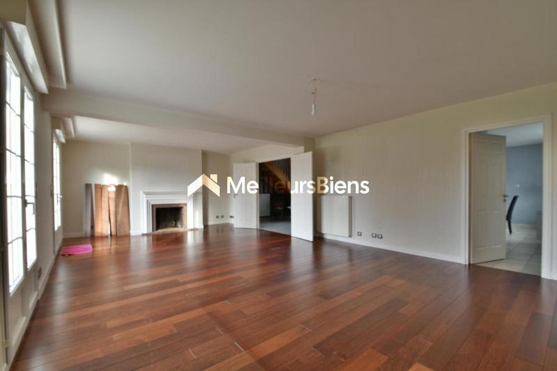 Maison - 175 m² - 6 pièces