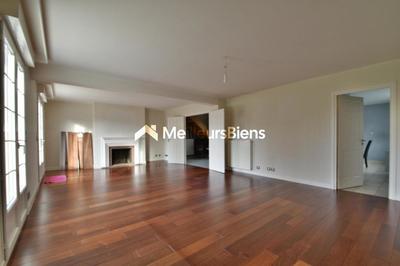 Maison - 175 m² - 6 pièces