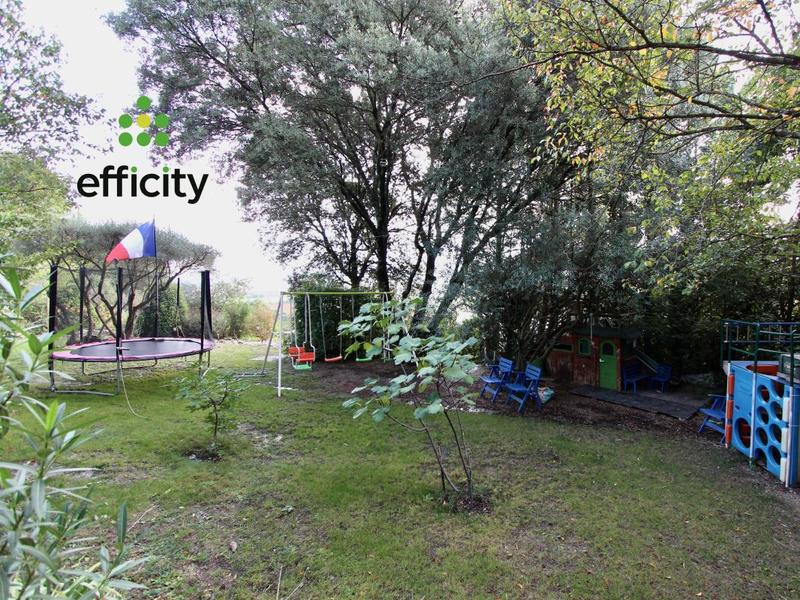 Maison - 187 m² - 6 pièces