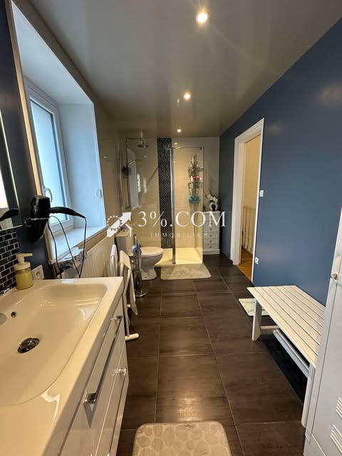 Maison de village - 160 m² - 8 pièces