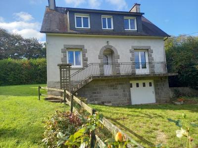 Maison traditionnelle - 120 m² - 7 pièces