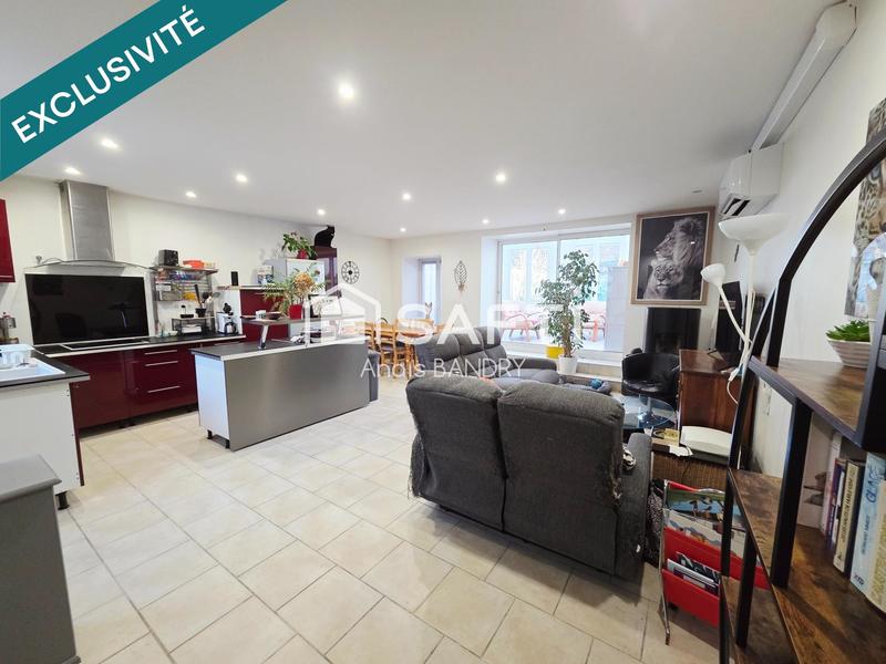 Maison - 144 m² - 10 pièces