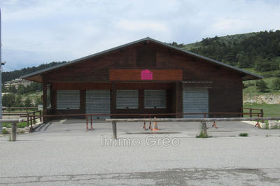 Local commercial - 170 m²