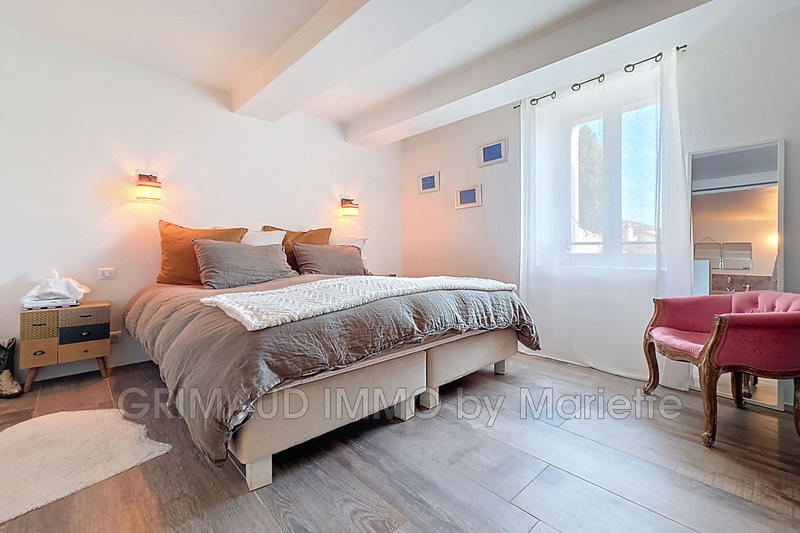 Maison - 165 m² - 6 pièces