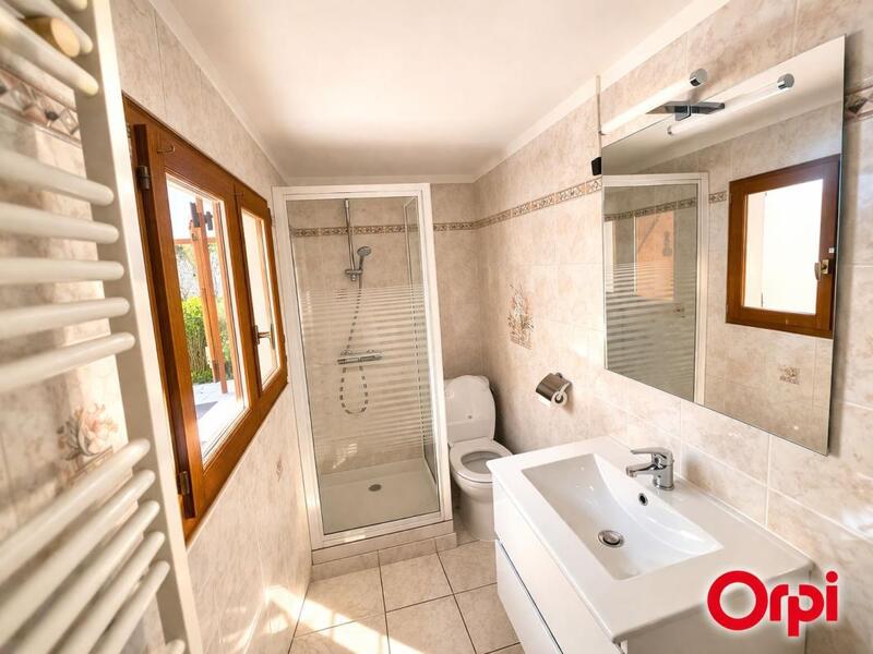 Maison de village - 90 m² - 4 pièces