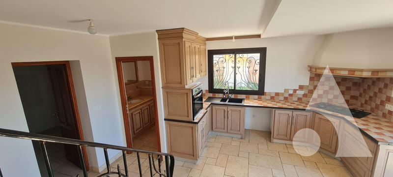 Villa - 175 m² - 6 pièces