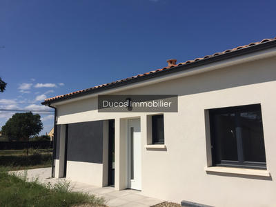 Villa - 90 m² - 4 pièces