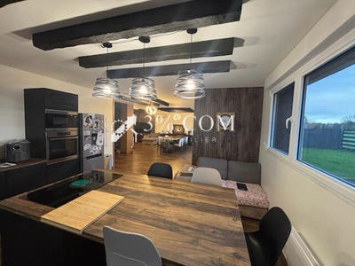 Maison - 175 m² - 5 pièces