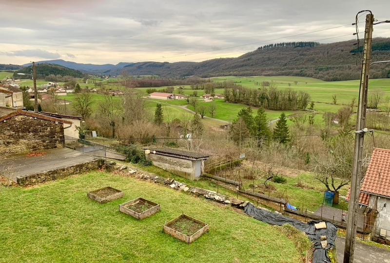 Maison - 137 m² - 5 pièces