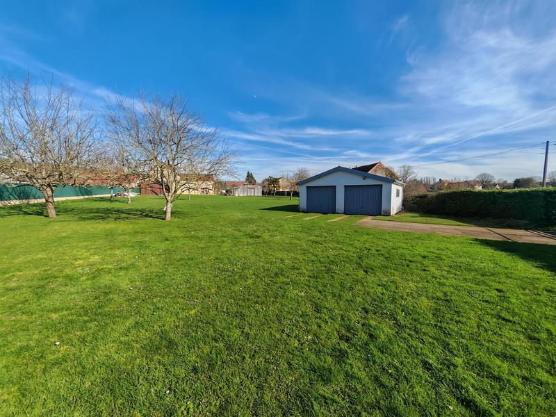 Longère - 418 m² - 14 pièces