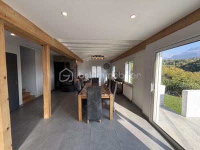 Châlet - 129 m² - 6 pièces