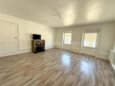 Appartement - 105 m² - 4 pièces