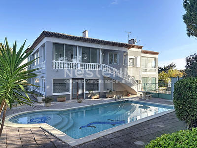 Villa - 398 m² - 11 pièces