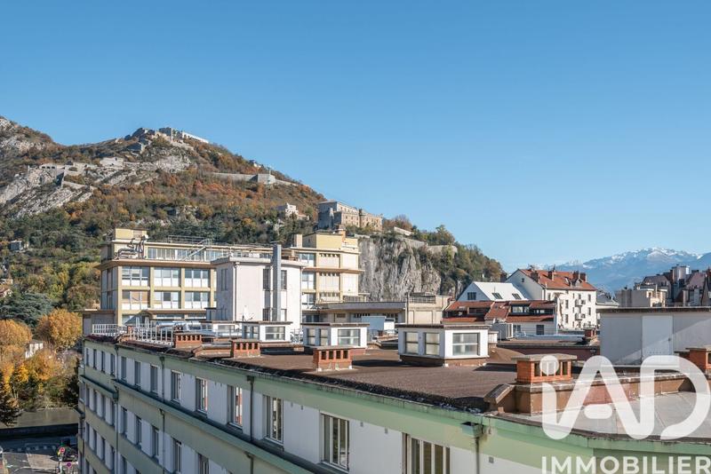 Appartement - 127 m² - 5 pièces