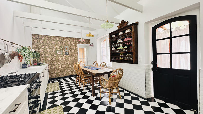 Maison - 97 m² - 6 pièces