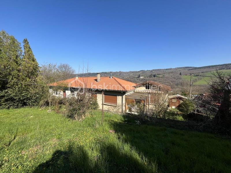 Maison - 218 m² - 10 pièces