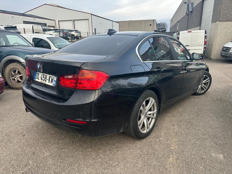 Bmw Série 3 F30 320d xDrive 184 Toit Ouvrant / Xenon Camera de Recul Acces Confort...
