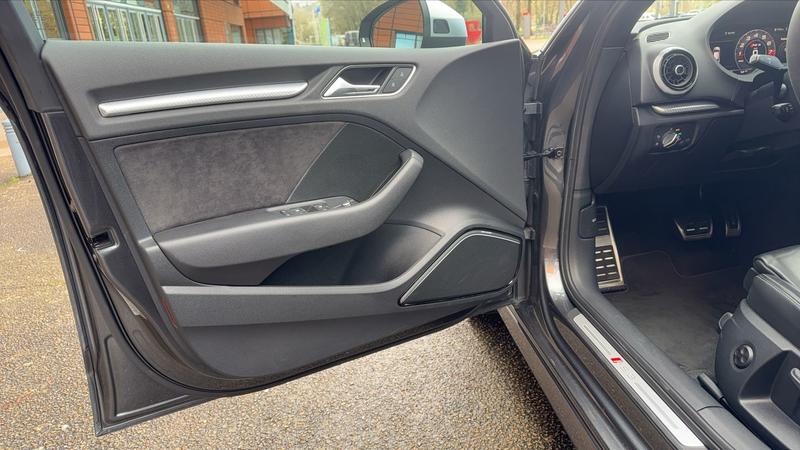 Audi Rs3 Sportback 2.5 Tfsi 400 Quattro s-Tronic7 - Automatique Toit ouvrant