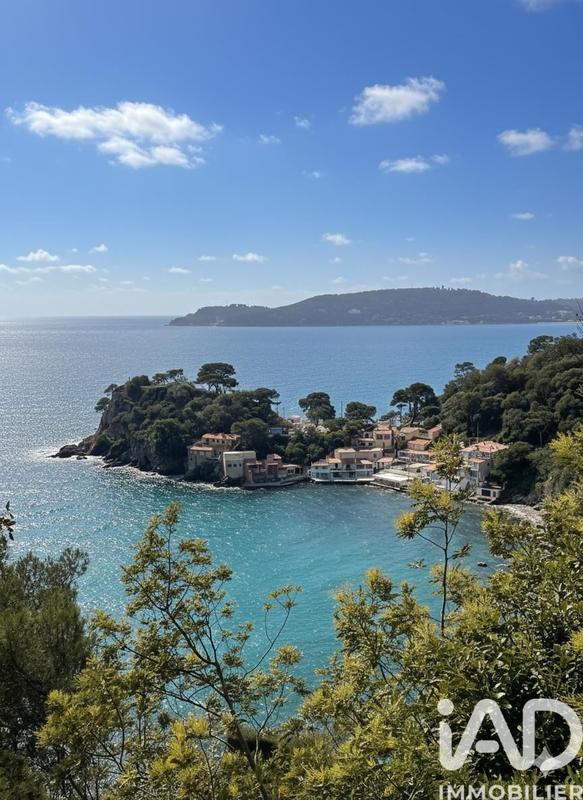 Appartement - 102 m² - 4 pièces