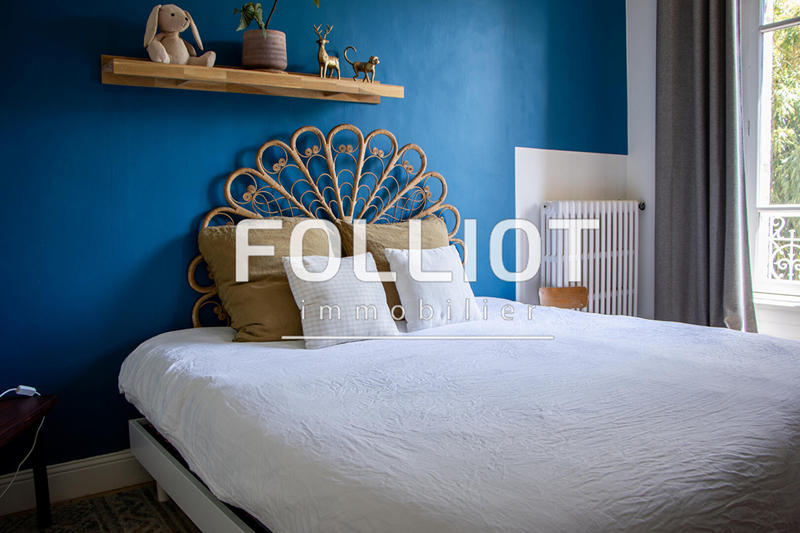 Maison - 357 m² - 15 pièces