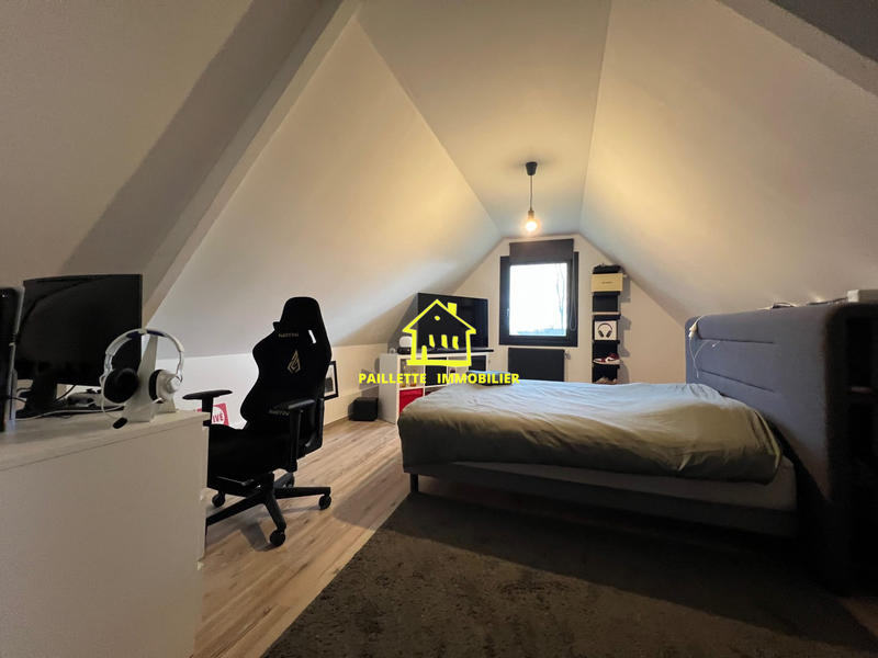 Maison - 275 m² - 7 pièces