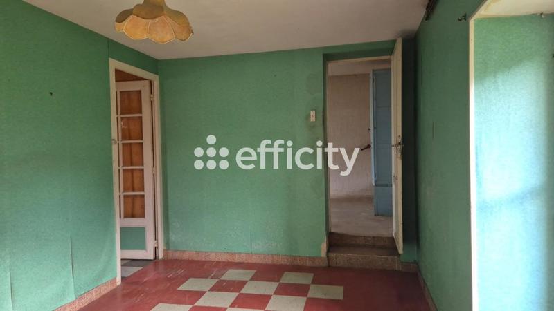 Maison - 96 m² - 5 pièces