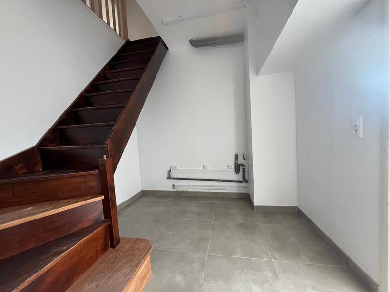 Maison - 287 m² - 8 pièces