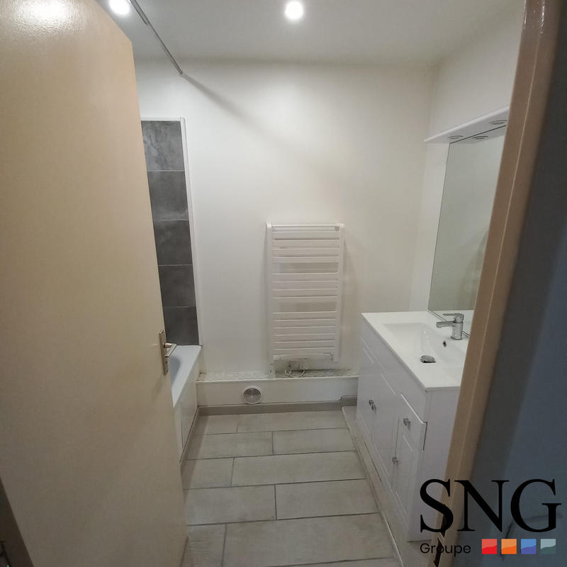 Appartement - 77 m² - 3 pièces