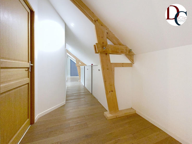 Maison - 172 m² - 5 pièces