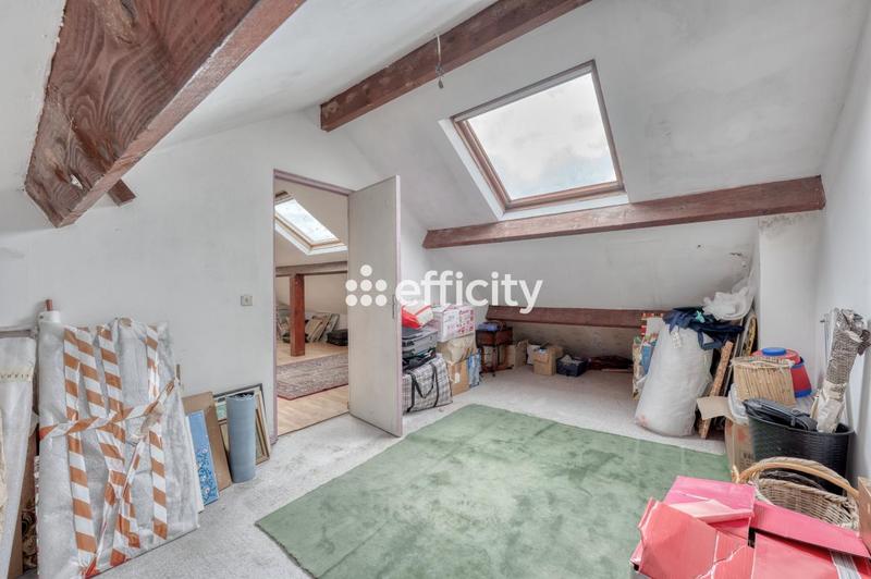 Maison - 153 m² - 8 pièces