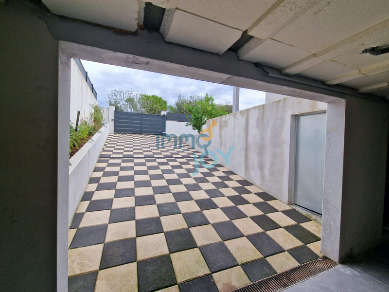 Villa - 140 m² - 5 pièces