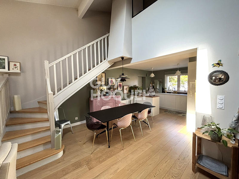 Maison - 148 m² - 5 pièces